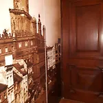 My Place In * Posen