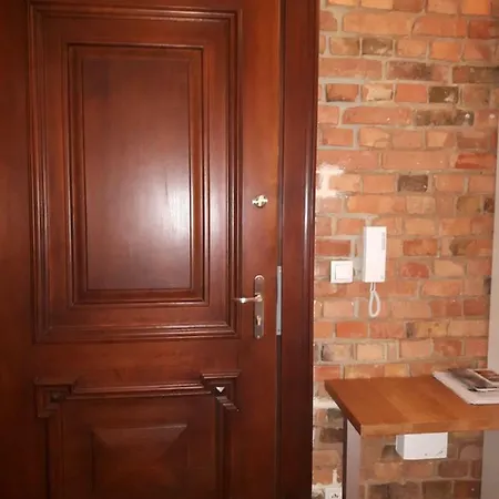 My Place In * Πόζναν