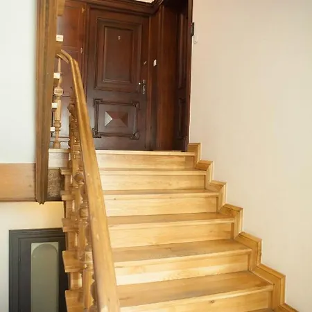 My Place In * Πόζναν